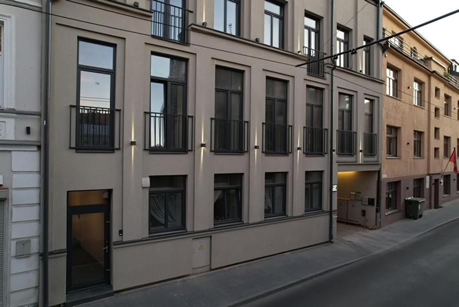 Old Town - Bajor Studios - Self Check-In And Parking Kaunas Esterno foto